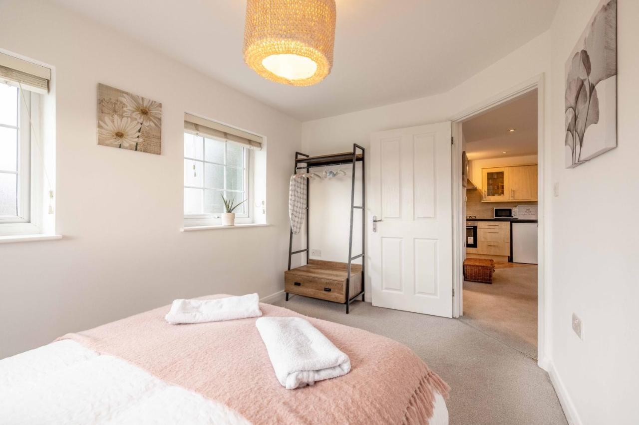 Windsor Wexham One Bedroom Home Sleeps Four Slough Exteriér fotografie